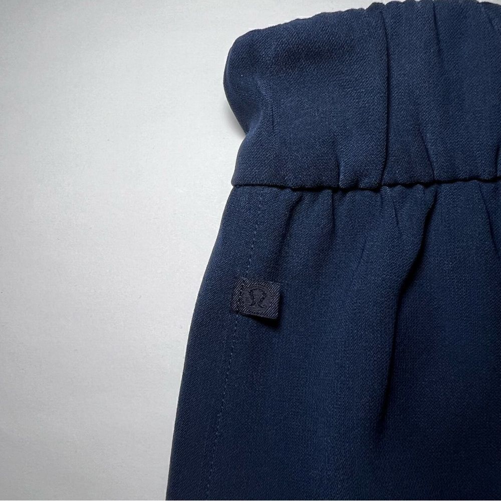 Lululemon Noir Pant in True Navy - Picture 8 of 9